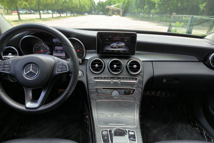 Used Mercedes-Benz C-Class 2016 C 200 L Sport Edition Audio And AC Panel