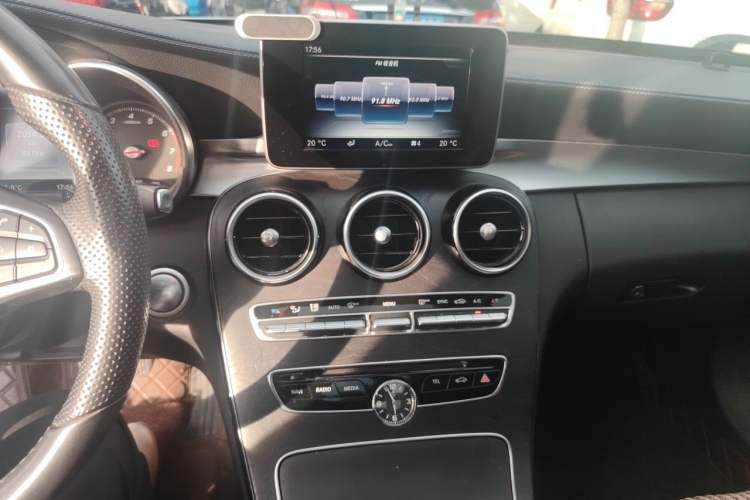 Used Mercedes-Benz C-Class 2016 C 200 L Sport Edition Audio And AC Panel