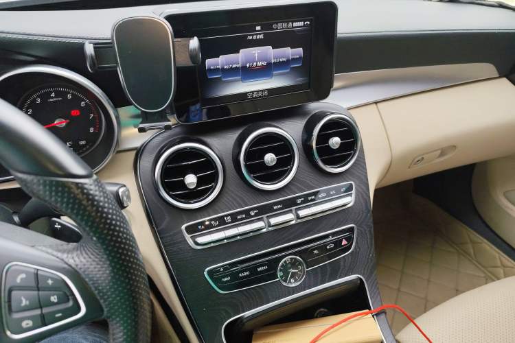 Used Mercedes-Benz C-Class 2016 C 180 L Sport Edition Audio And AC Panel