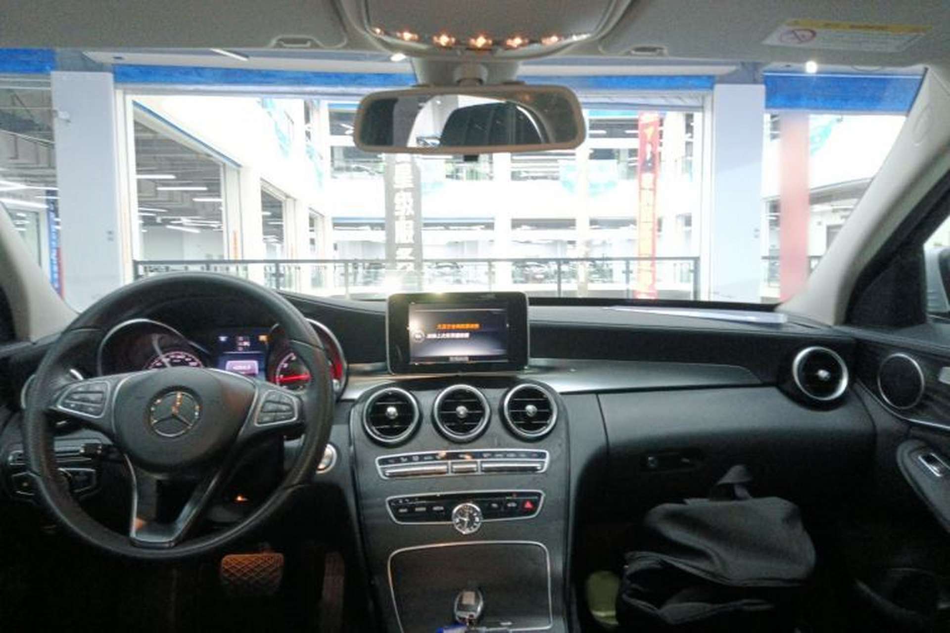 Used Mercedes-Benz C-Class 2016 C 200 L Sport Edition Center Console