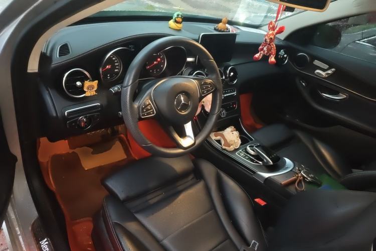 Used Mercedes-Benz C-Class 2016 C 200 L Sport Edition Center Console
