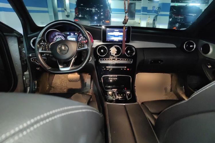 Used Mercedes-Benz C-Class 2016 C 200 Sport Edition Center Console