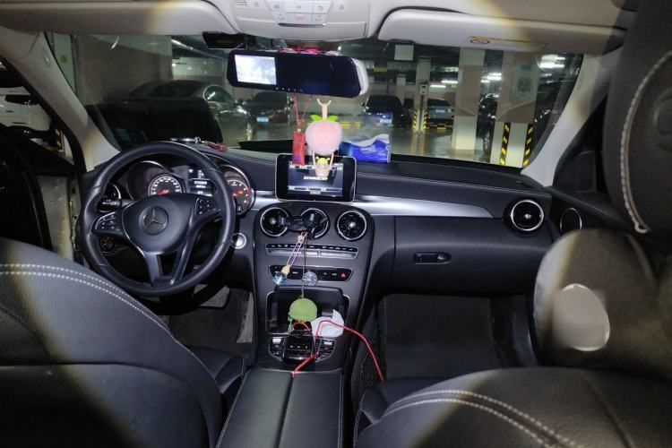 Used Mercedes-Benz C-Class 2016 C 180 L Sport Edition Center Console
