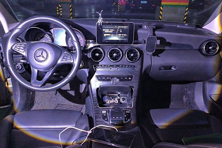 Used Mercedes-Benz C-Class 2016 C 180 L Sport Edition Center Console