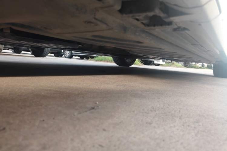 Used Mercedes-Benz C-Class 2016 C 200 L Sport Edition Chassis Front Left
