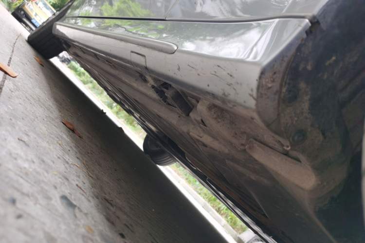 Used Mercedes-Benz C-Class 2016 C 200 L Sport Edition Chassis Front Right