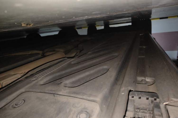 Used Mercedes-Benz C-Class 2016 C 180 L Sport Edition Chassis Front Right