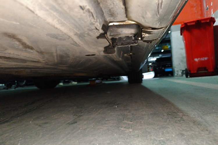 Used Mercedes-Benz C-Class 2016 C 200 L 4MATIC Sport Edition Chassis Rear Right