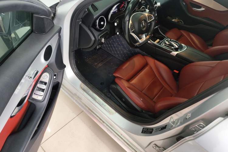 Used Mercedes-Benz C-Class 2016 C 200 Sport Edition Driver Seat