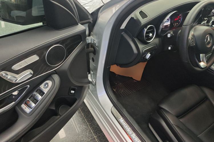 Used Mercedes-Benz C-Class 2016 C 200 L Sport Edition Driver Seat