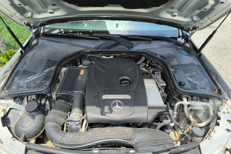 Used Mercedes-Benz C-Class 2016 C 200 L Sport Edition Engine Bay