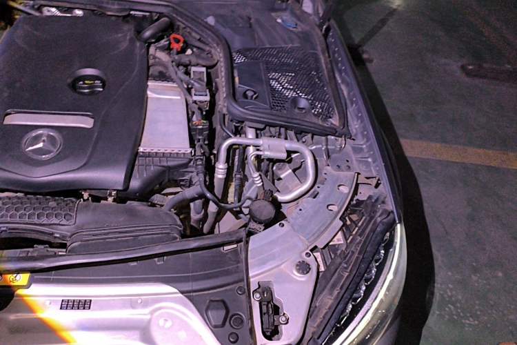 Used Mercedes-Benz C-Class 2016 C 180 L Sport Edition Engine Bay Left