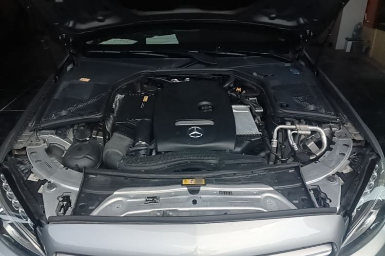 Used Mercedes-Benz C-Class 2016 C 200 L Sport Edition Engine Bay