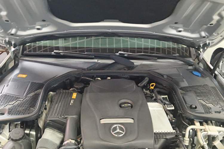Used Mercedes-Benz C-Class 2016 C 200 L Sport Edition Engine Bay