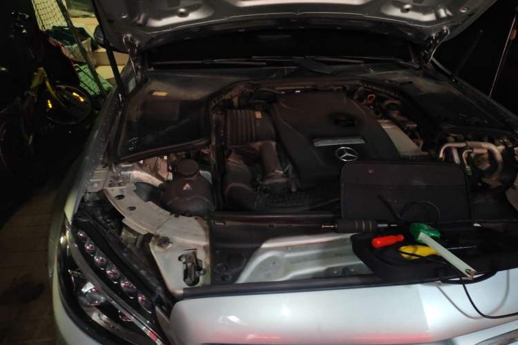 Used Mercedes-Benz C-Class 2016 C 180 L Sport Edition Engine Bay Right