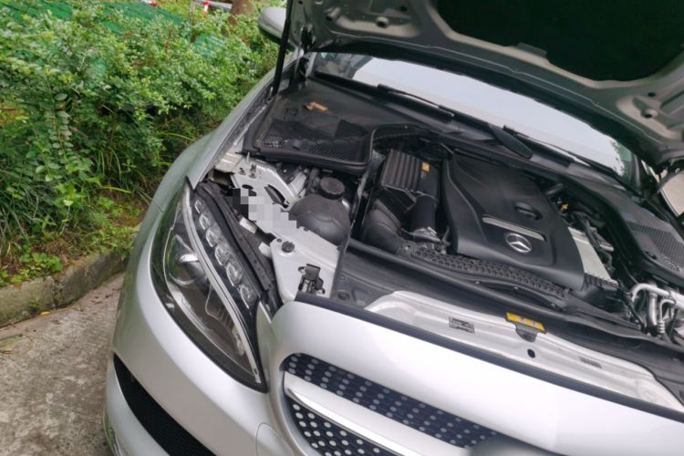 Used Mercedes-Benz C-Class 2016 C 200 L Sport Edition Engine Bay Right