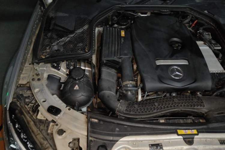 Used Mercedes-Benz C-Class 2016 C 180 L Sport Edition Engine Bay Right
