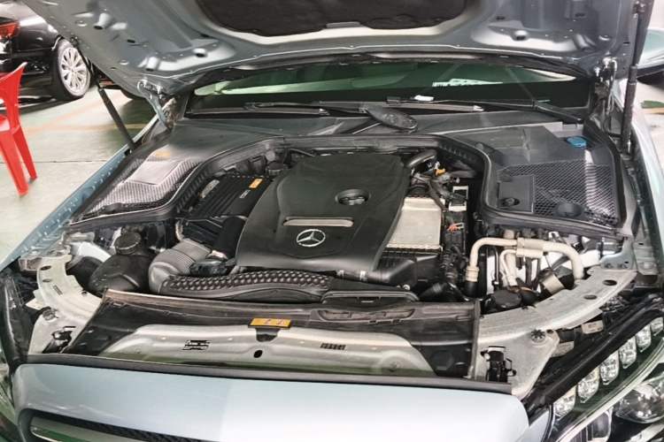 Used Mercedes-Benz C-Class 2016 C 200 L Sport Edition Engine Bay