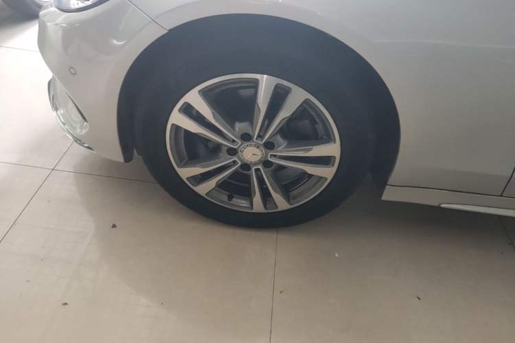 Used Mercedes-Benz C-Class 2016 C 200 L Sport Edition Exterior 4
