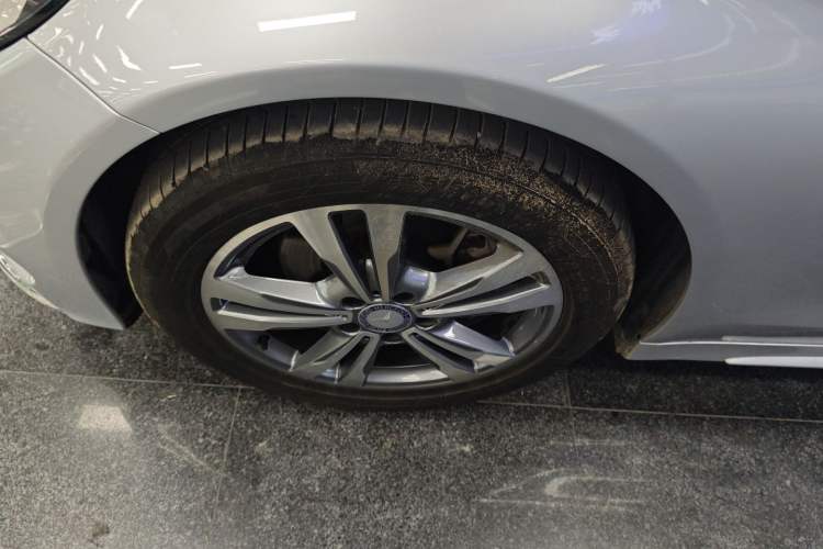 Used Mercedes-Benz C-Class 2016 C 200 L Sport Edition Exterior 4