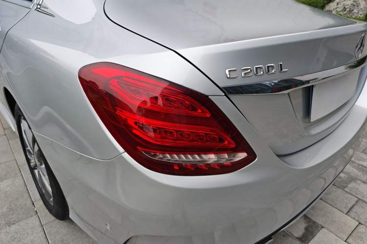 Used Mercedes-Benz C-Class 2016 C 200 L Sport Edition Exterior 9