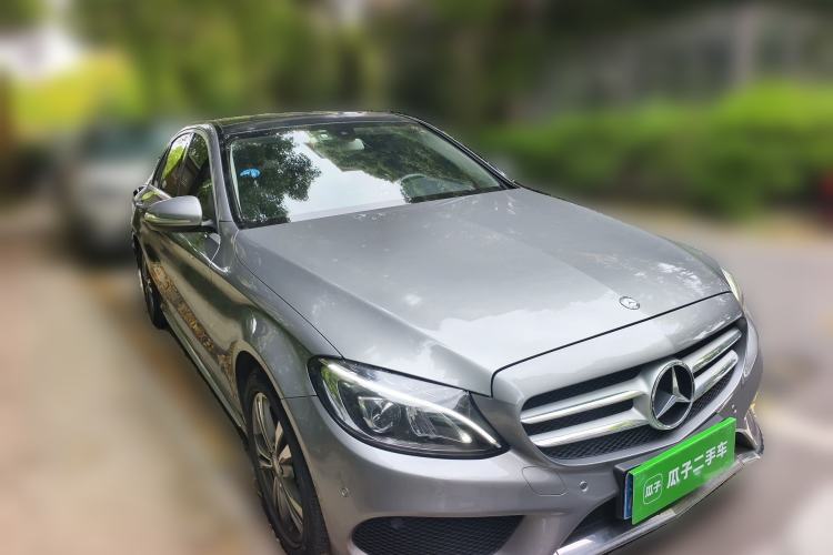 Used Mercedes-Benz C-Class 2016 C 200 L Sport Edition Front Right 45 Deg