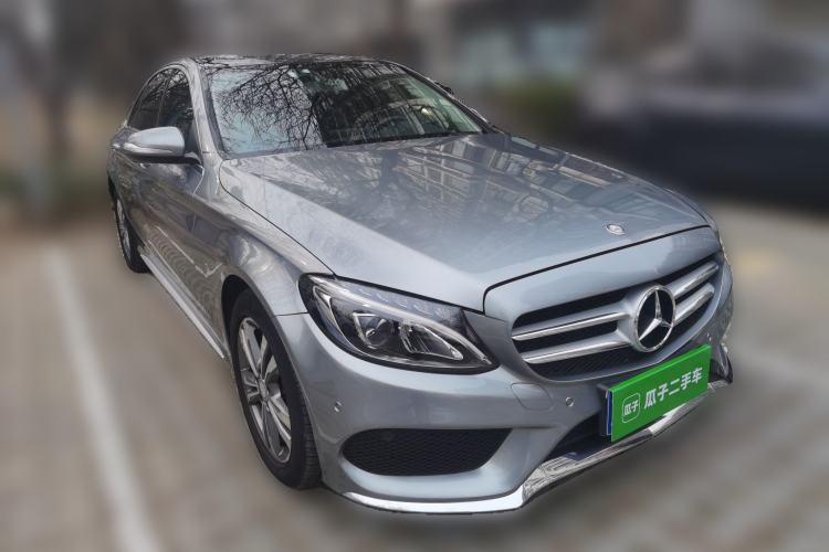 Used Mercedes-Benz C-Class 2016 C 200 L Sport Edition Front Right 45 Deg