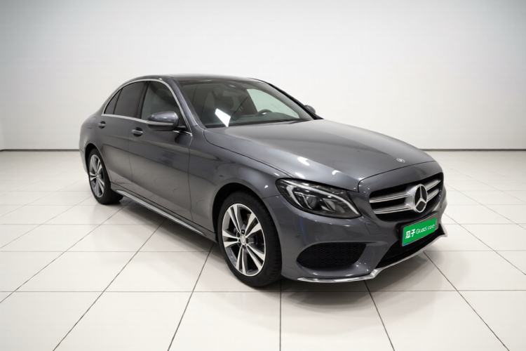 Used Mercedes-Benz C-Class 2016 C 200 L Sport Edition Front Right 45 Deg