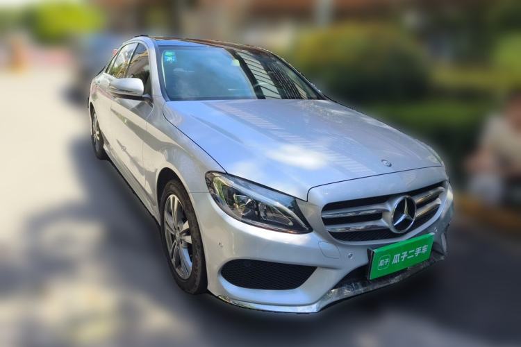 Used Mercedes-Benz C-Class 2016 C 200 L Sport Edition Front Right 45 Deg