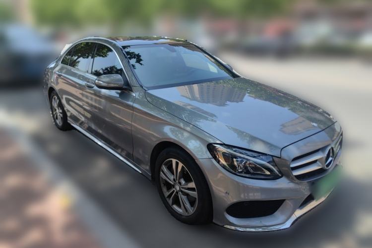 Used Mercedes-Benz C-Class 2016 C 200 L Sport Edition Front Right 45 Deg