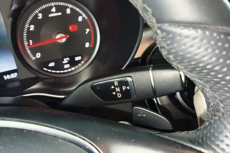 Used Mercedes-Benz C-Class 2016 C 200 L Sport Edition Gear Lever