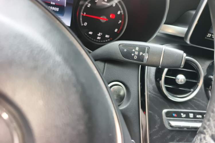 Used Mercedes-Benz C-Class 2016 C 200 L Sport Edition Gear Lever
