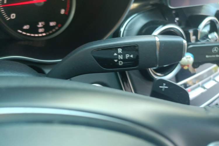 Used Mercedes-Benz C-Class 2016 C 200 L Sport Edition Gear Lever