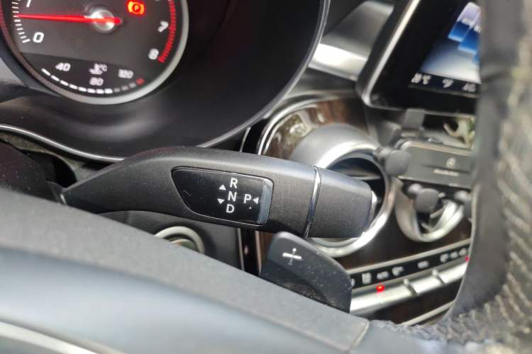 Used Mercedes-Benz C-Class 2016 C 200 L Gear Lever