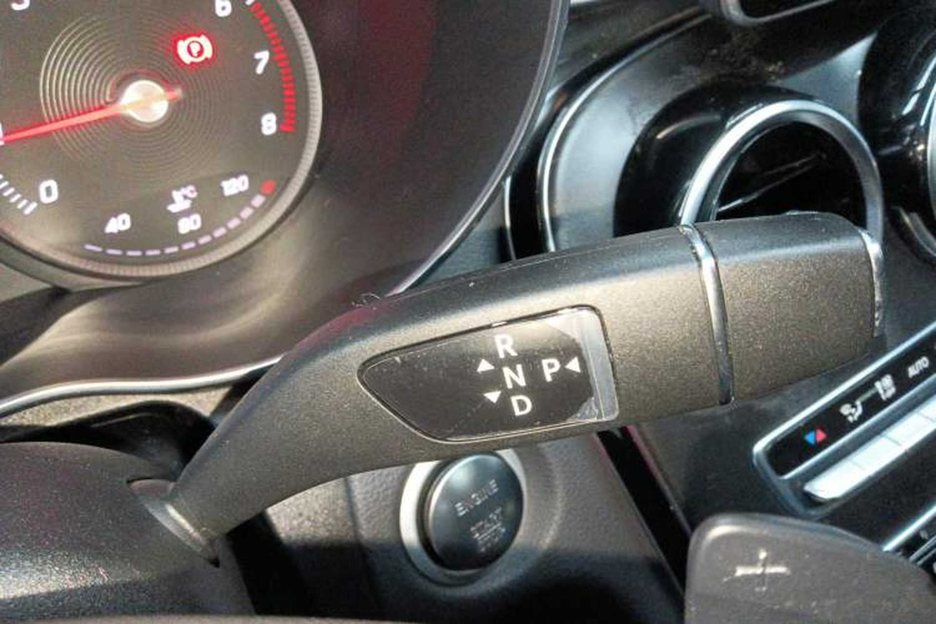 Used Mercedes-Benz C-Class 2016 C 200 L Sport Edition Gear Lever