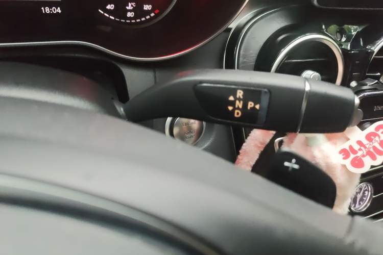 Used Mercedes-Benz C-Class 2016 C 200 L Sport Edition Gear Lever