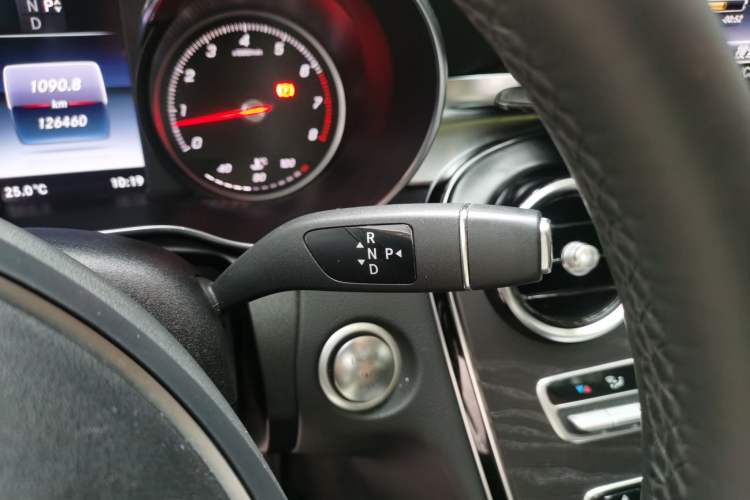 Used Mercedes-Benz C-Class 2016 C 200 L Sport Edition Gear Lever
