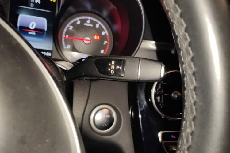 Used Mercedes-Benz C-Class 2016 C 200 Sport Edition Gear Lever
