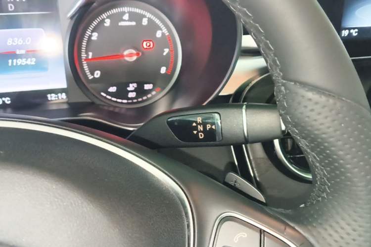 Used Mercedes-Benz C-Class 2016 C 200 L Sport Edition Gear Lever