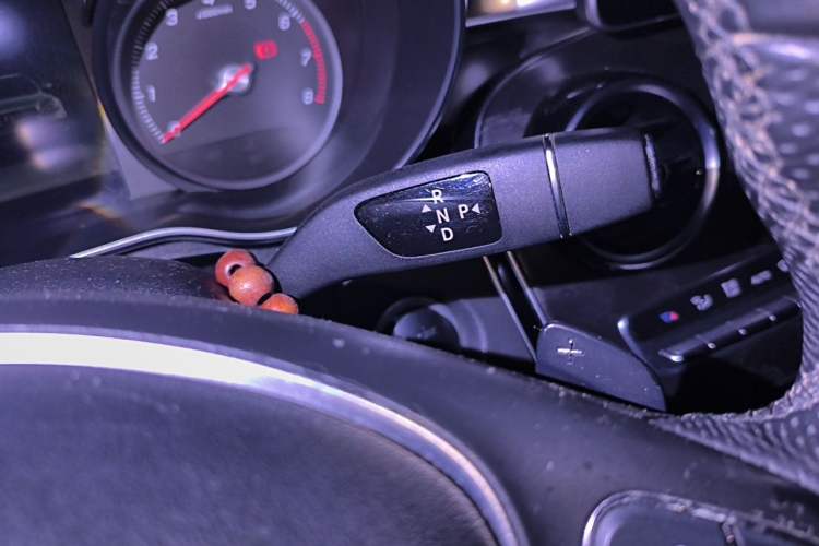 Used Mercedes-Benz C-Class 2016 C 180 L Sport Edition Gear Lever