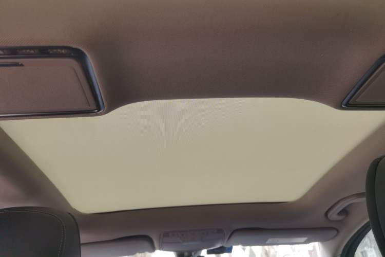 Used Mercedes-Benz C-Class 2016 C 200 L Sport Edition Headliner