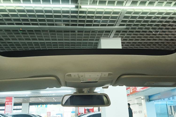 Used Mercedes-Benz C-Class 2016 C 200 L Sport Edition Headliner