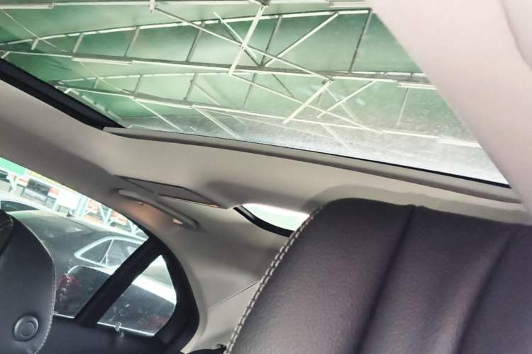 Used Mercedes-Benz C-Class 2016 C 200 L Sport Edition Headliner