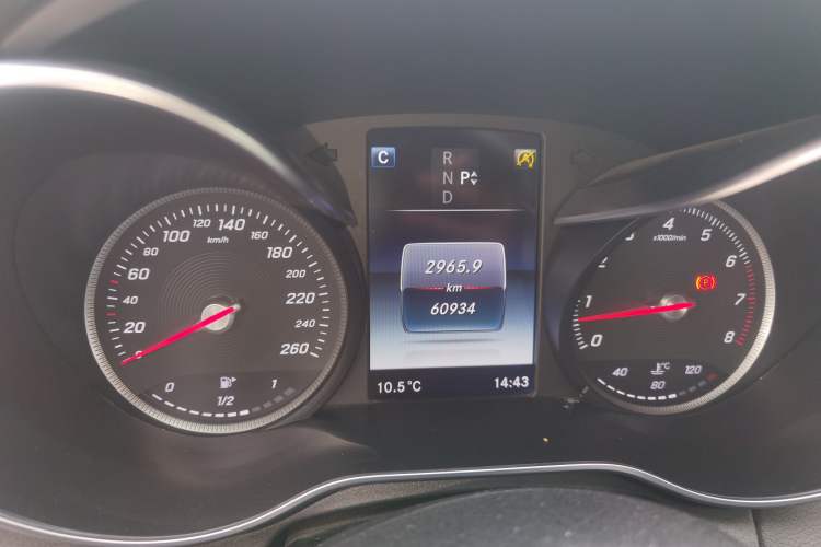 Used Mercedes-Benz C-Class 2016 C 200 L Sport Edition Instrument Cluster