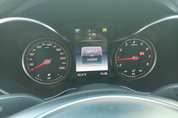 Used Mercedes-Benz C-Class 2016 C 200 L Sport Edition Instrument Cluster
