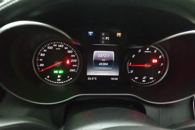 Used Mercedes-Benz C-Class 2016 C 200 L Sport Edition Instrument Cluster