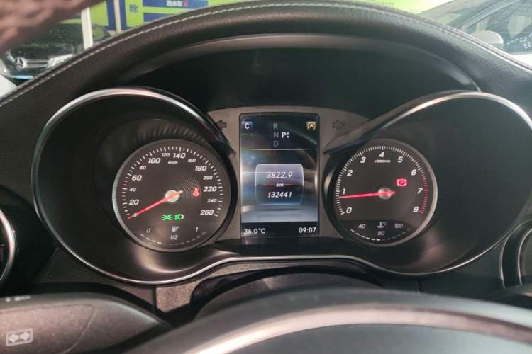 Used Mercedes-Benz C-Class 2016 C 200 L Sport Edition Instrument Cluster