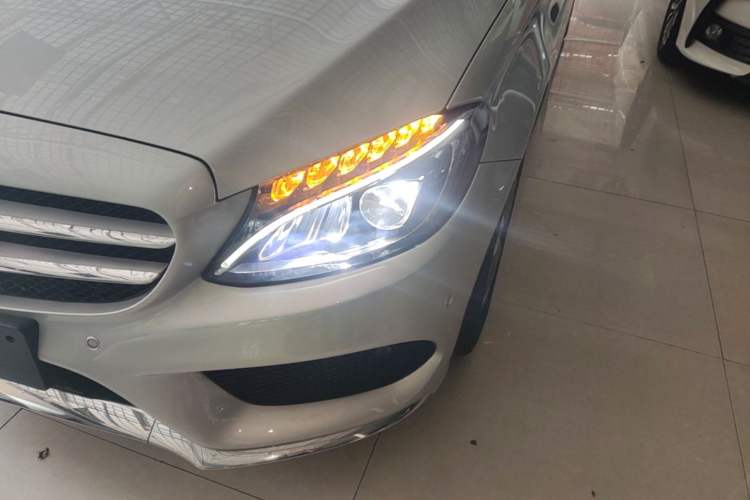 Used Mercedes-Benz C-Class 2016 C 200 L Sport Edition Left Front Headlight