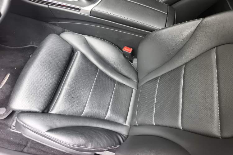 Used Mercedes-Benz C-Class 2016 C 200 L Sport Edition Left Front Seat