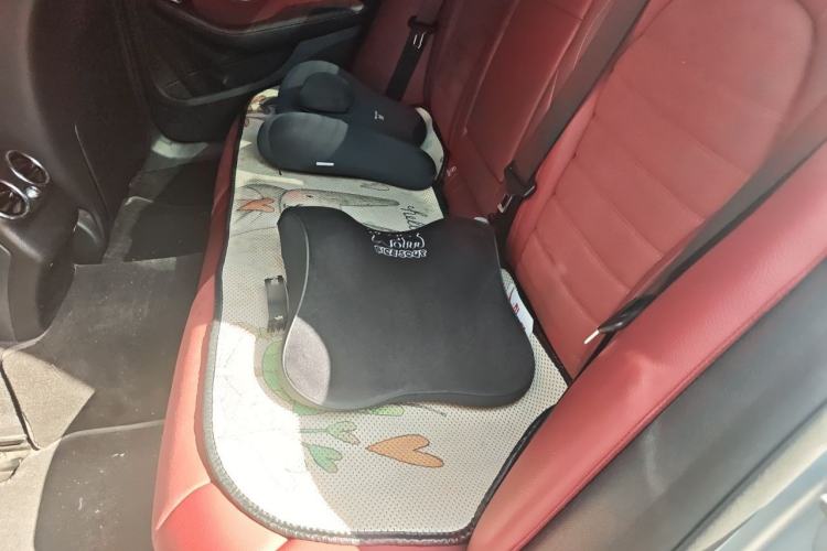 Used Mercedes-Benz C-Class 2016 C 200 Sport Edition Left Rear Seat